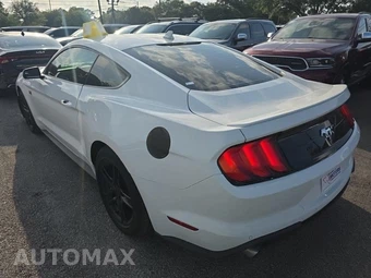 2020 Ford Mustang EcoBoost Coupe - miniatura 6