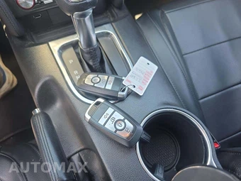 2020 Ford Mustang EcoBoost Coupe - miniatura 8