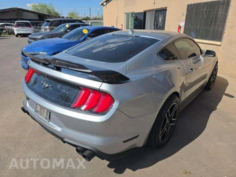2020 Ford Mustang EcoBoost Coupe - miniatura 3