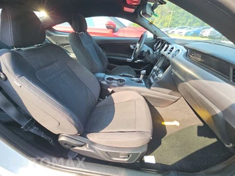 2020 Ford Mustang EcoBoost Coupe - miniatura 8
