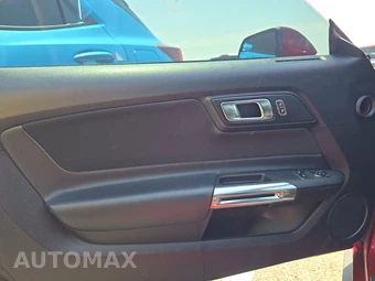 2020 Ford Mustang EcoBoost Coupe - miniatura 9