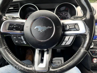2020 Ford Mustang EcoBoost Premium Convertible - miniatura 18