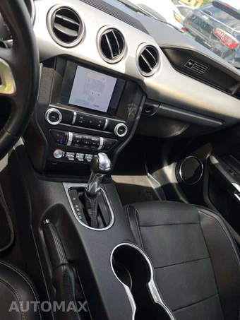 2020 Ford Mustang EcoBoost Premium Coupe - miniatura 10