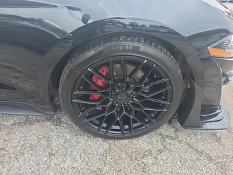 2020 Ford Mustang GT Coupe - miniatura 9
