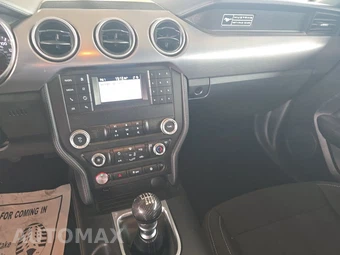 2020 Ford Mustang GT Coupe - miniatura 11