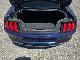 2020 Ford Mustang GT Premium Coupe - miniatura 11