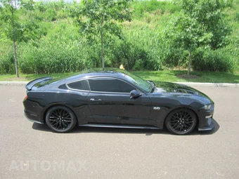 2020 Ford Mustang GT Premium Coupe – miniatura 10