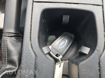 2020 Ford Ranger Lariat Crew Cab Medium Bed - miniatura 8