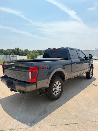 2020 Ford Super Duty F-250 King Ranch Crew Cab Medium Bed - miniatura 3