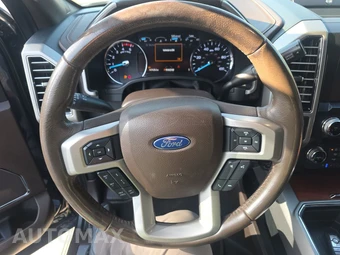 2020 Ford Super Duty F-250 King Ranch Crew Cab Medium Bed - miniatura 16