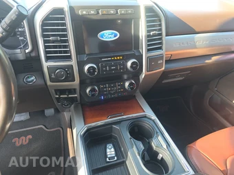 2020 Ford Super Duty F-250 King Ranch Crew Cab Medium Bed - miniatura 17