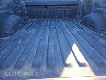 2020 Ford Super Duty F-250 Lariat Crew Cab Medium Bed - miniatura 16