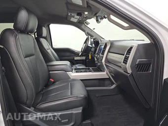 2020 Ford Super Duty F-250 Lariat Crew Cab Medium Bed - miniatura 8