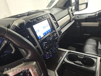 2020 Ford Super Duty F-250 Lariat Crew Cab Medium Bed - miniatura 11