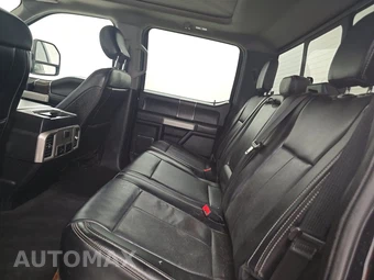 2020 Ford Super Duty F-250 Lariat Crew Cab Medium Bed - miniatura 13
