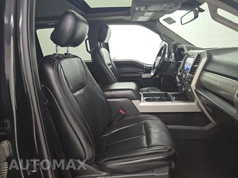 2020 Ford Super Duty F-250 Lariat Crew Cab Medium Bed - miniatura 8