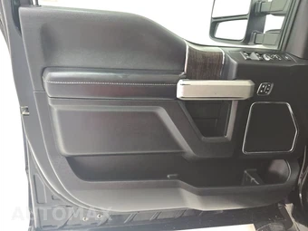 2020 Ford Super Duty F-250 Lariat Crew Cab Medium Bed - miniatura 9