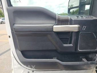 2020 Ford Super Duty F-250 Lariat Crew Cab Medium Bed - miniatura 9