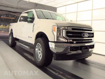 2020 Ford Super Duty F-250 Lariat Crew Cab Medium Bed - miniatura 3