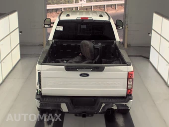 2020 Ford Super Duty F-250 Lariat Crew Cab Medium Bed - miniatura 5