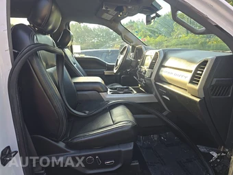 2020 Ford Super Duty F-250 Lariat Crew Cab Medium Bed - miniatura 8