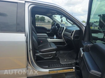 2020 Ford Super Duty F-250 Lariat Crew Cab Medium Bed - miniatura 8
