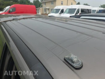 2020 Ford Super Duty F-250 Lariat Crew Cab Medium Bed - miniatura 12