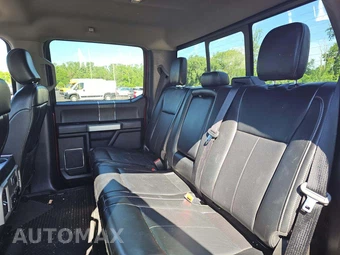 2020 Ford Super Duty F-250 Lariat Crew Cab Medium Bed - miniatura 10