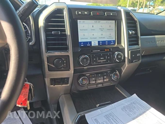 2020 Ford Super Duty F-250 Lariat Crew Cab Medium Bed - miniatura 10