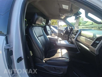 2020 Ford Super Duty F-250 Lariat Crew Cab Medium Bed - miniatura 18
