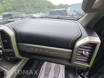 2020 Ford Super Duty F-250 Lariat Crew Cab Medium Bed - miniatura 17