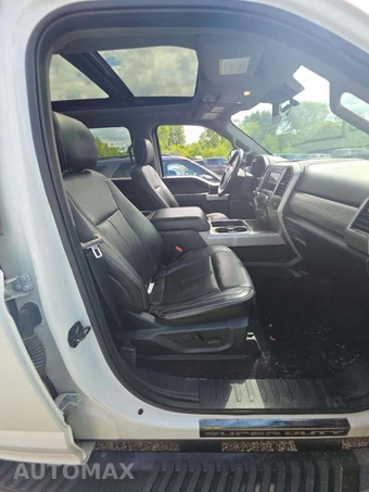 2020 Ford Super Duty F-250 Lariat Crew Cab Medium Bed - miniatura 18