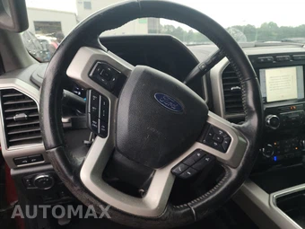 2020 Ford Super Duty F-250 Lariat Crew Cab Medium Bed - miniatura 10