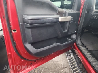 2020 Ford Super Duty F-250 Lariat Crew Cab Medium Bed - miniatura 9