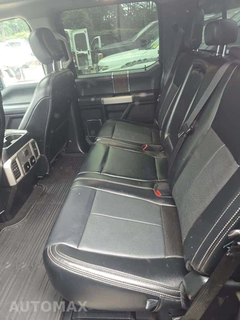 2020 Ford Super Duty F-250 Lariat Crew Cab Medium Bed - miniatura 13
