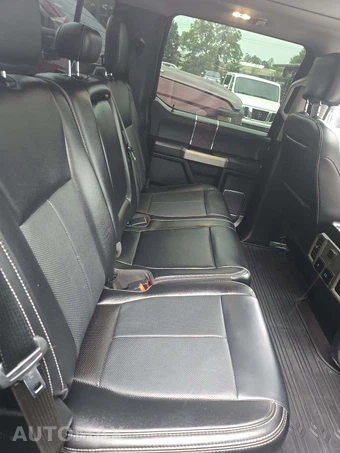 2020 Ford Super Duty F-250 Lariat Crew Cab Medium Bed - miniatura 16
