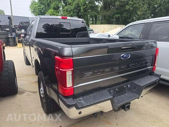 2020 Ford Super Duty F-250 Lariat Crew Cab Medium Bed - miniatura 2
