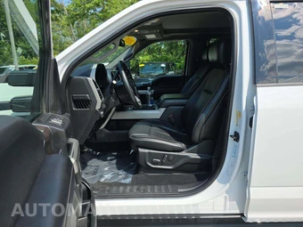 2020 Ford Super Duty F-250 Lariat Crew Cab Medium Bed - miniatura 3