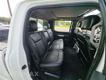 2020 Ford Super Duty F-250 Lariat Crew Cab Medium Bed - miniatura 16