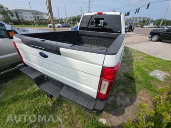 2020 Ford Super Duty F-250 Lariat Crew Cab Medium Bed - miniatura 3