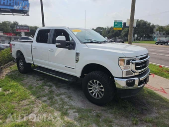 2020 Ford Super Duty F-250 Lariat Crew Cab Medium Bed - miniatura 4