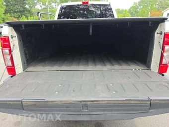 2020 Ford Super Duty F-250 Lariat Crew Cab Medium Bed - miniatura 11