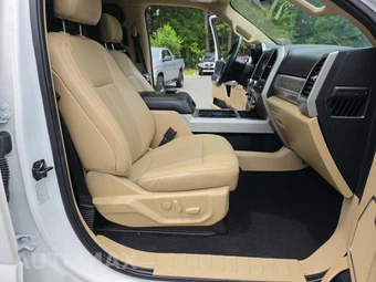 2020 Ford Super Duty F-250 Lariat Crew Cab Medium Bed - miniatura 15