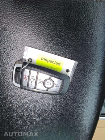 2020 Ford Super Duty F-250 Lariat Crew Cab Medium Bed - miniatura 5