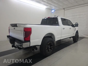 2020 Ford Super Duty F-250 Lariat Crew Cab Medium Bed - miniatura 4