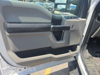 2020 Ford Super Duty F-250 XL Crew Cab Long Bed - miniatura 9
