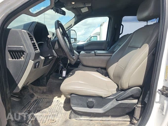 2020 Ford Super Duty F-250 XL Crew Cab Long Bed - miniatura 7