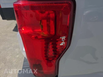 2020 Ford Super Duty F-250 XL Crew Cab Medium Bed - miniatura 25