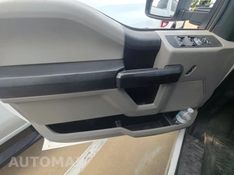 2020 Ford Super Duty F-250 XL Crew Cab Medium Bed - miniatura 9