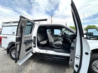 2020 Ford Super Duty F-250 XL Extended Cab Medium Bed w/Rear Doors - miniatura 18